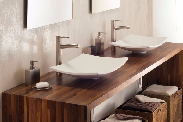 Bathroom furnishings Wood