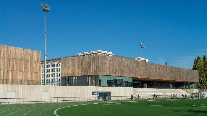 Le Gallo Sports Complex in Boulogne: architecture using heat-treated wood that has charm!