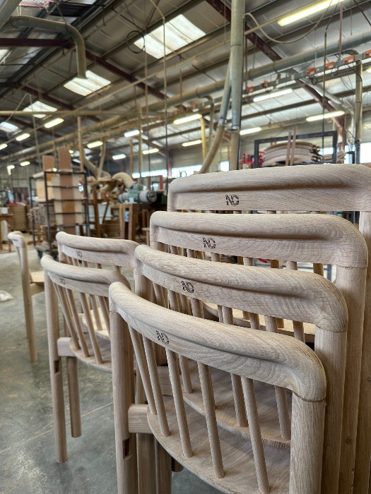 Notre-Dame de Paris: 750 solid oak wood panels enhance the manufacture of the cathedral's 1,500 new chairs