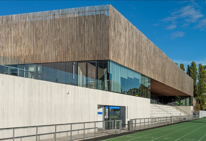 How to successfully combine materials in your projects with wood as a key player