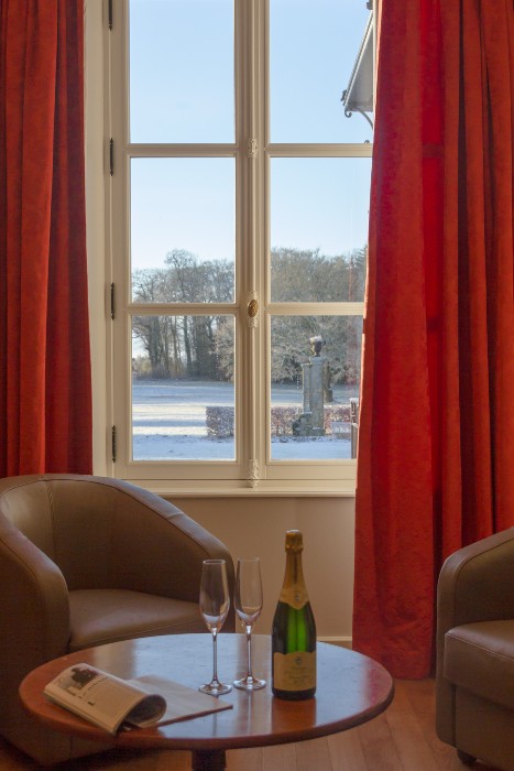 Château de Damblain: Custom oak finger jointed scantlings for exceptional exterior joinery