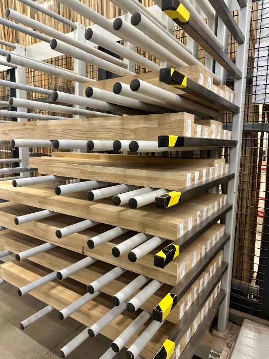 Château de Damblain: Custom oak finger jointed scantlings for exceptional exterior joinery
