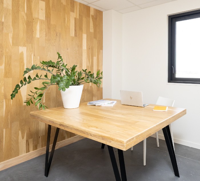 How to successfully combine materials in your projects with wood as a key player