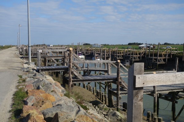 harbour in oak timber 