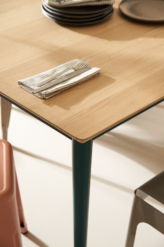 Table 55 in oak - TOLIX®